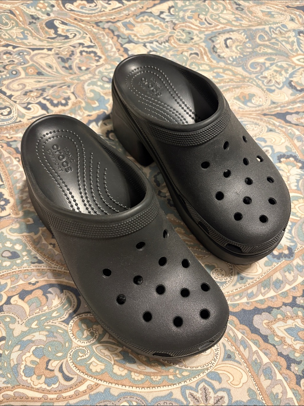 NEW CROCS Women's/Unisex Black Platform Clog Sandals